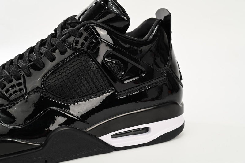 Air Jordan 4 "Retro Powder Patent Leather"