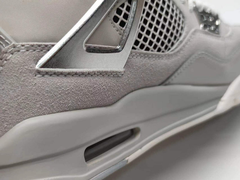 Air Jordan 4 "Frozen Moments"