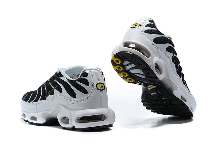 Nike Air Max PLUS