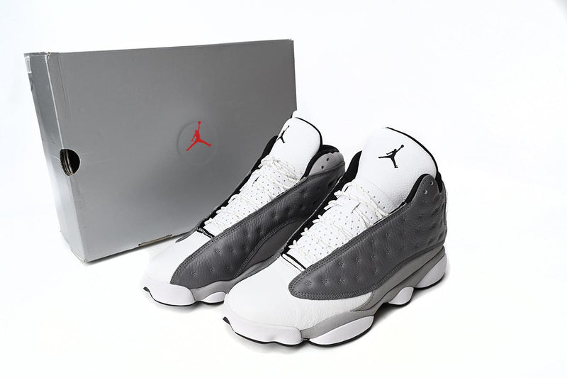 AIR JORDAN 13