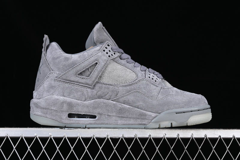 Versão OG Air Jordan 4 Cool Grey