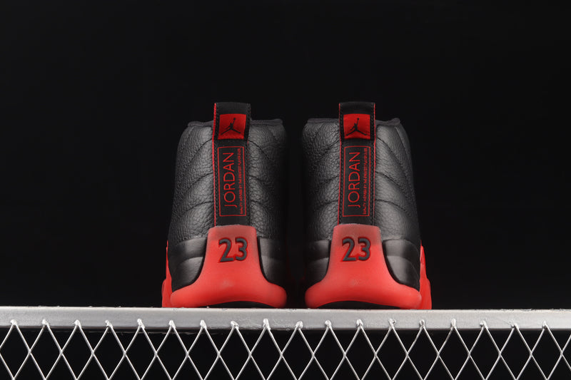 AIR JORDAN 12 "RETRÔ"