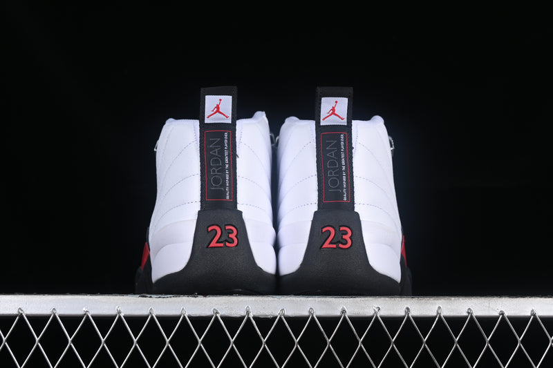 AIR JORDAN 12