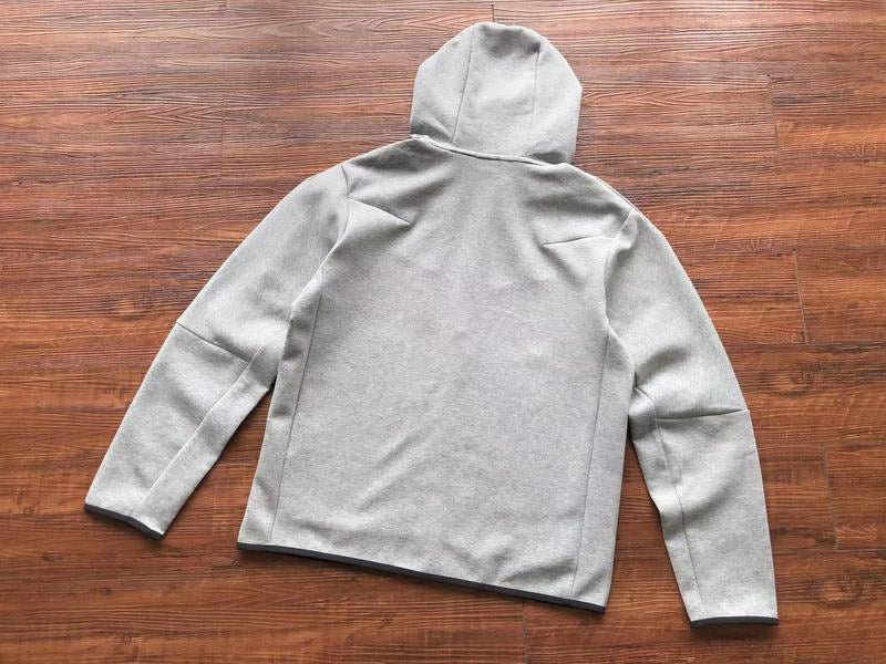 NIKE TECH FLEECE