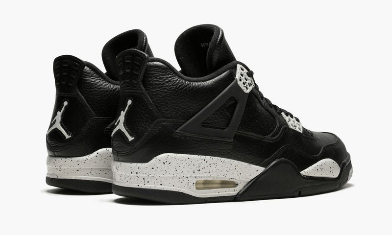 Air Jordan 4 "Oreo"