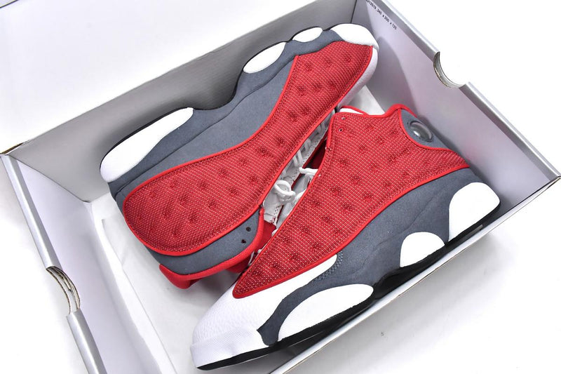 AIR JORDAN 13