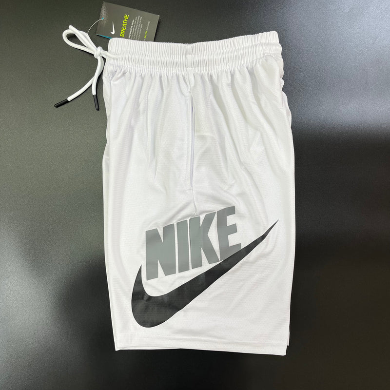 Bermuda Nike