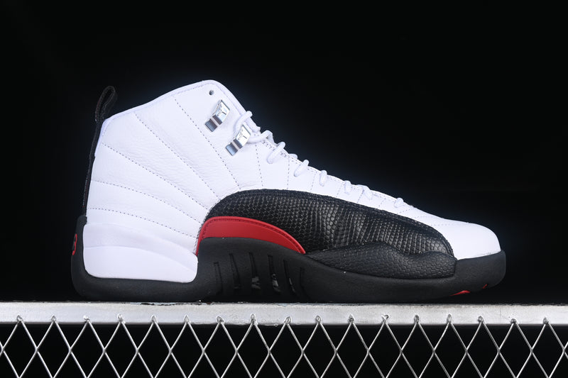 AIR JORDAN 12