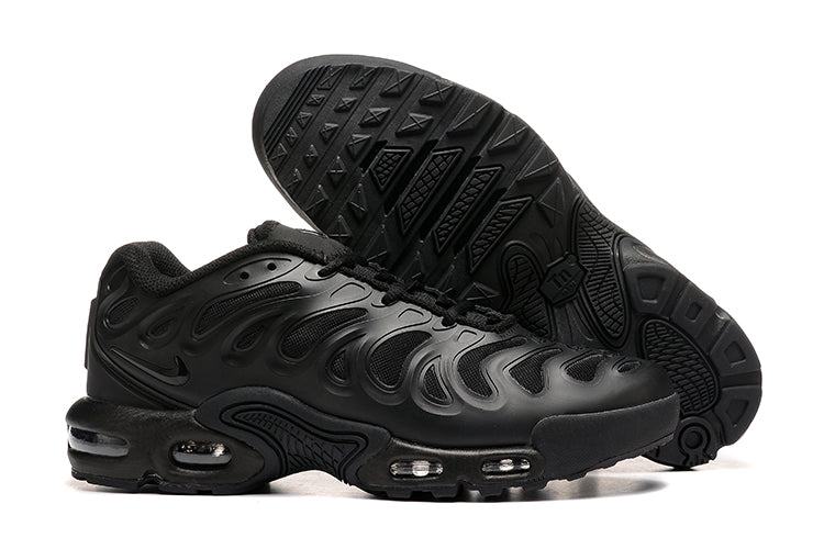 Nike Air Max Plus Drift “Triple Black”