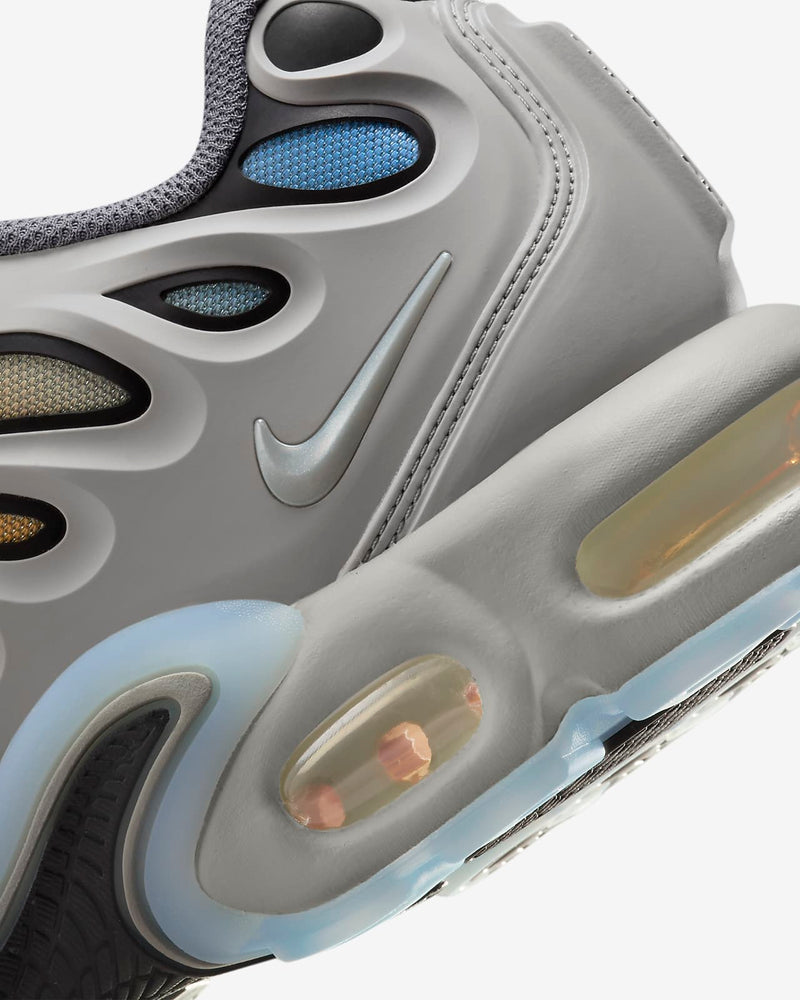 Nike Air Max Plus Drift “Litgth Smokey Grey”