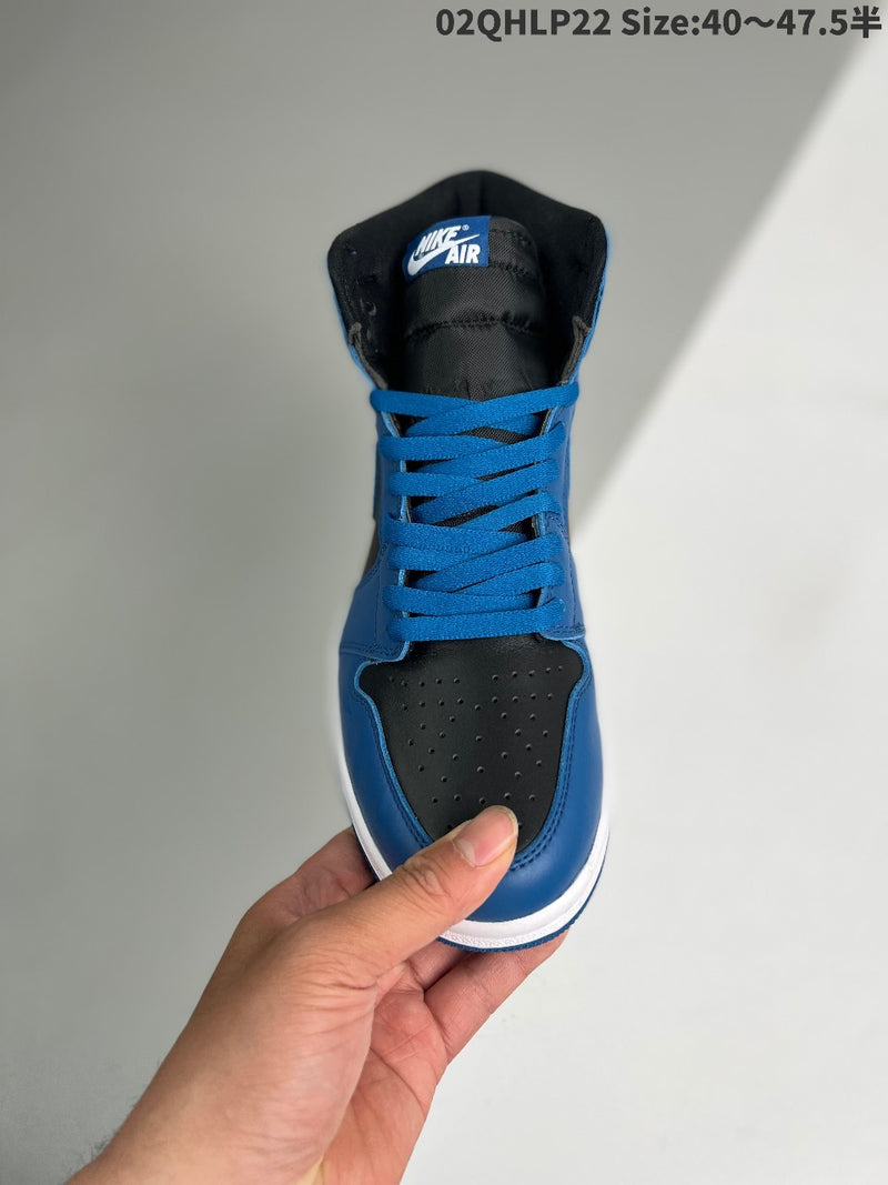 AIR JORDAN 1 HIGH "BLACK BLUE"