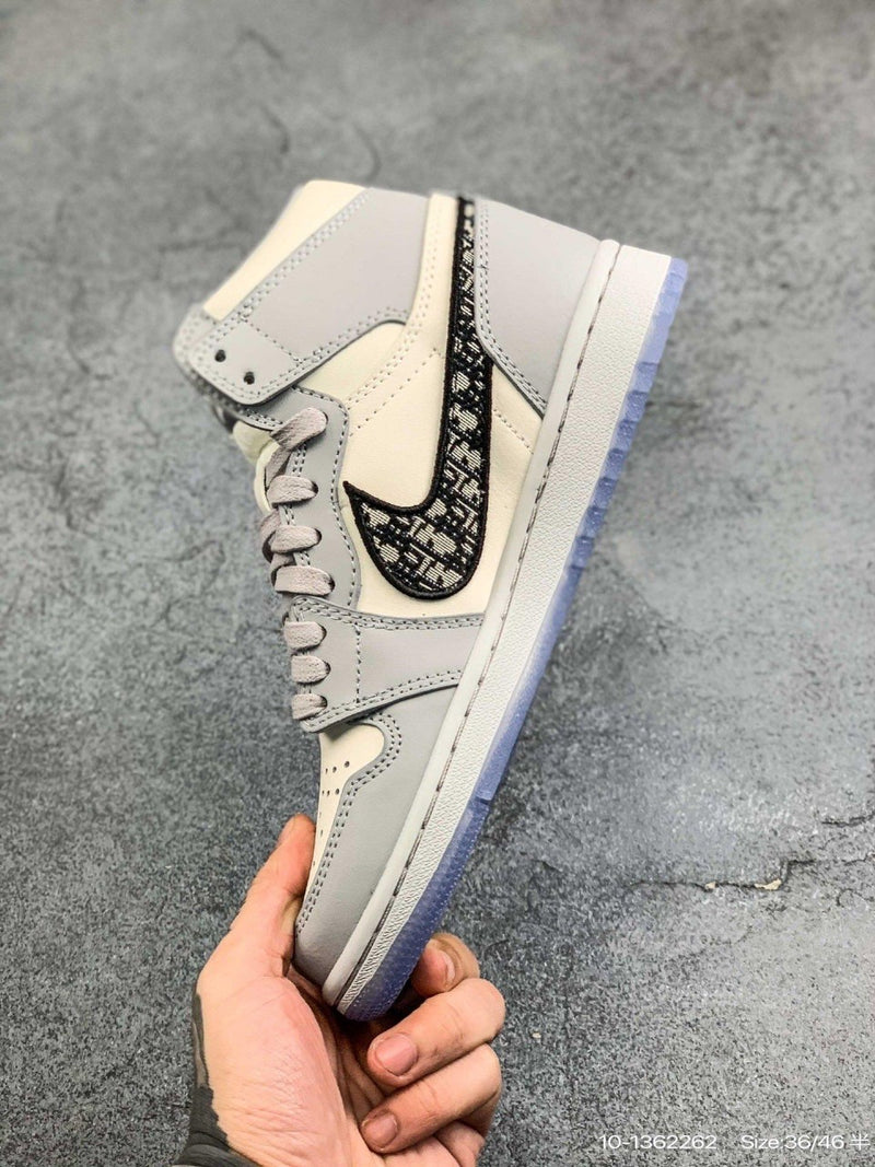 AIR JORDAN 1 HIGH  "DIOR"