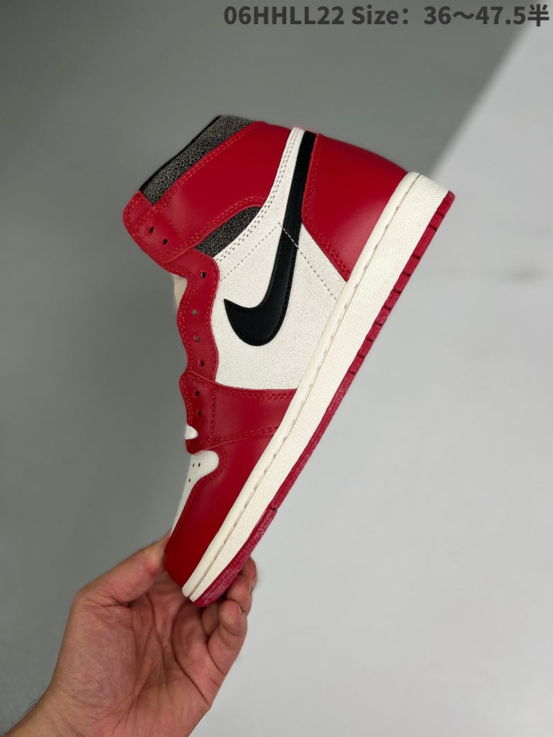 AIR JORDAN 1 HIGH OG "RETRÔ CHICAGO BULLS"