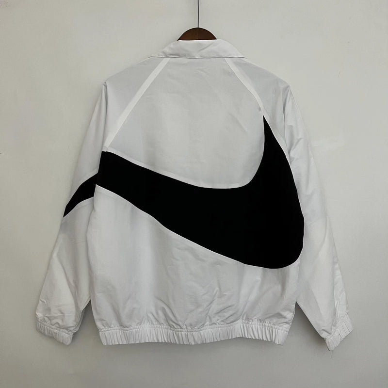 Corta vento Nike Swoosh