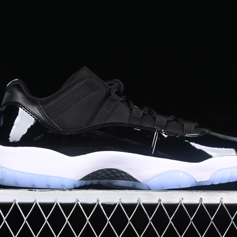 AIR JORDAN 11 "SPACE JAM"