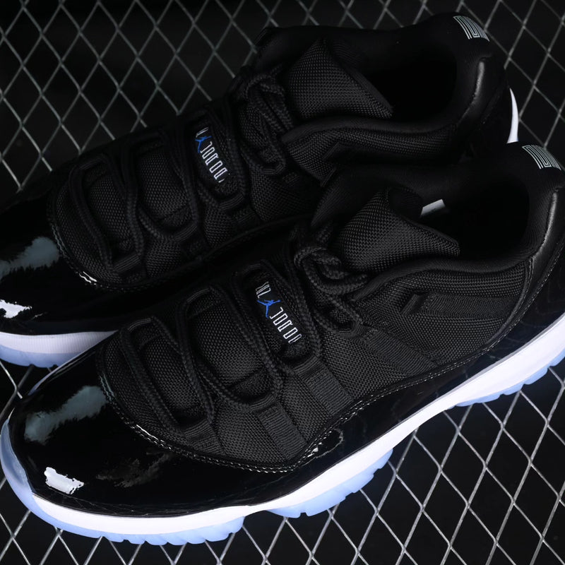 AIR JORDAN 11 "SPACE JAM"