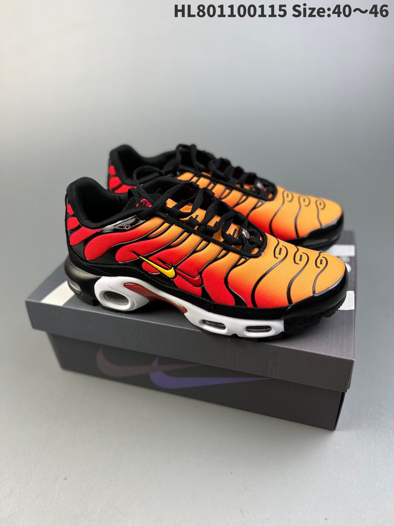 Nike Air Max PLUS