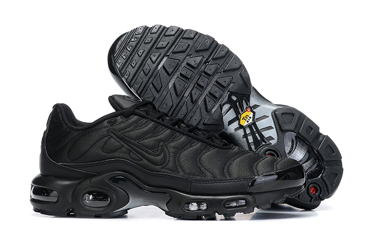 Nike Air Max PLUS