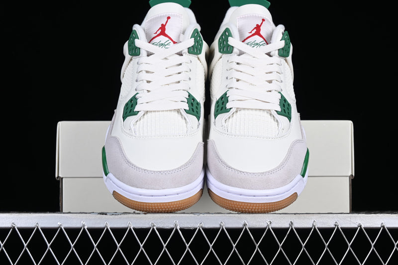 Air Jordan 4 SB "PINE GREEN"