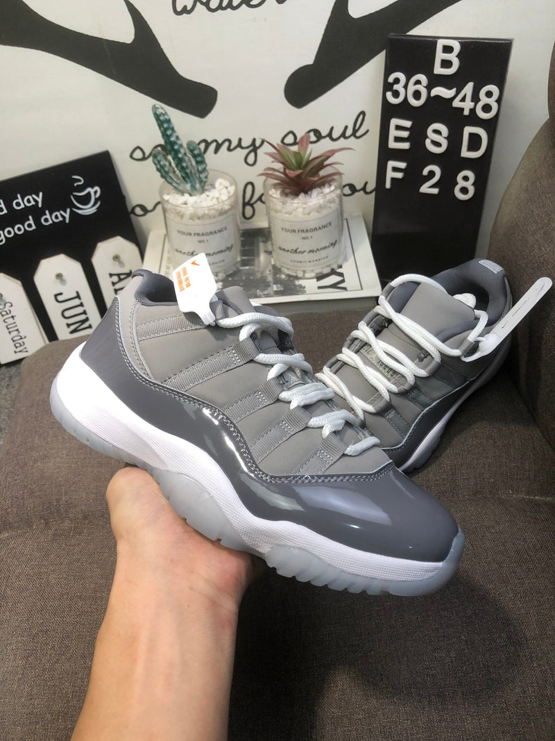 Air Jordan 11 Retro Low