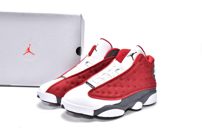 AIR JORDAN 13