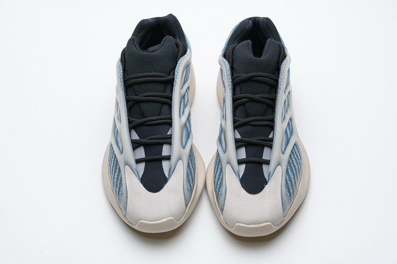 Yeezy Boost 700 V3 "Kyanite"