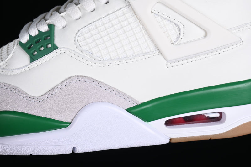 Air Jordan 4 SB "PINE GREEN"