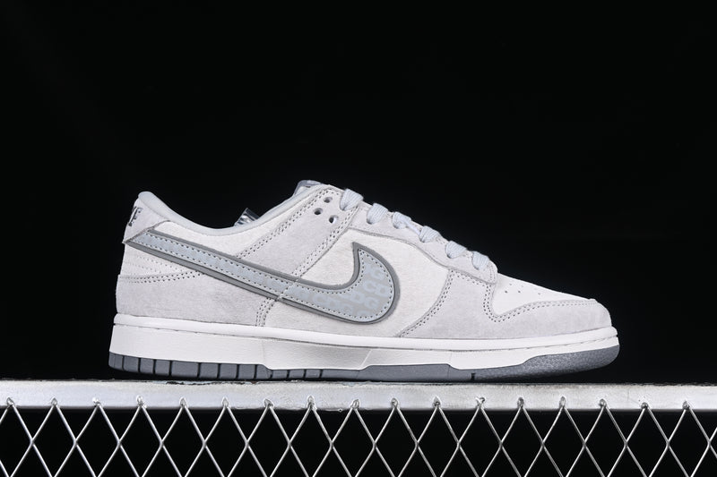 Nike Dunk Low SB x The North Face