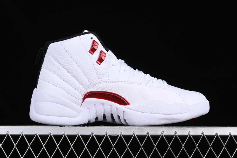 AIR JORDAN 12