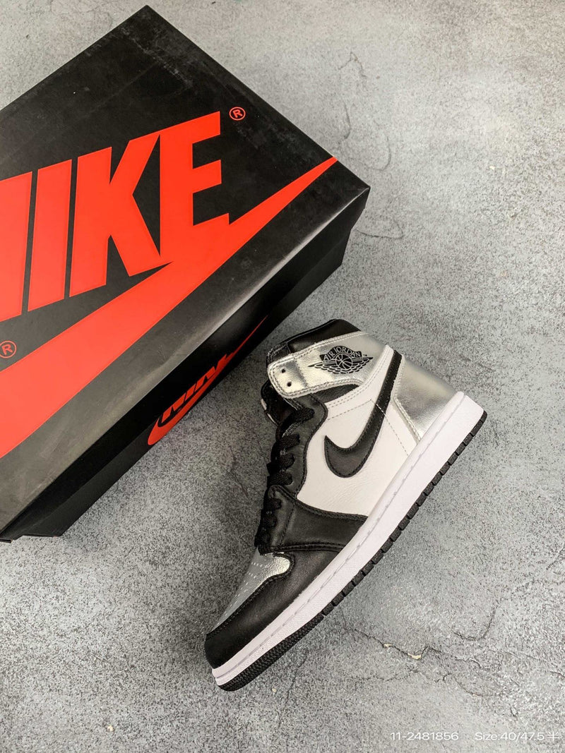 AIR JORDAN 1 HIGH "SILVER TOE"