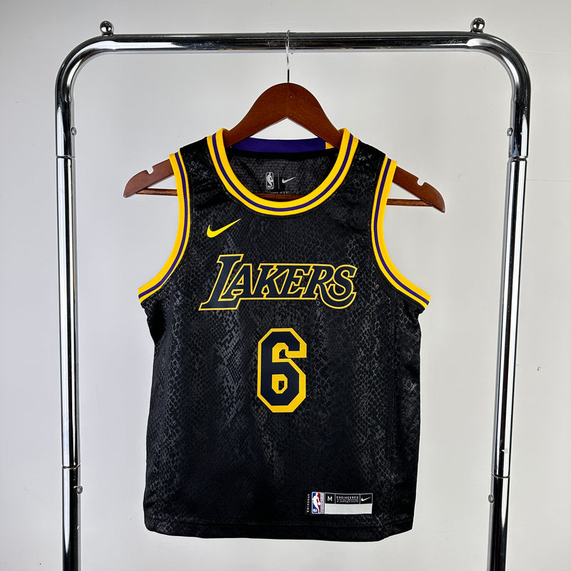 T-shirt LeBron James Black Mamba