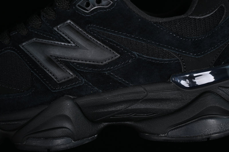 New Balance 9060 "Triple Black"