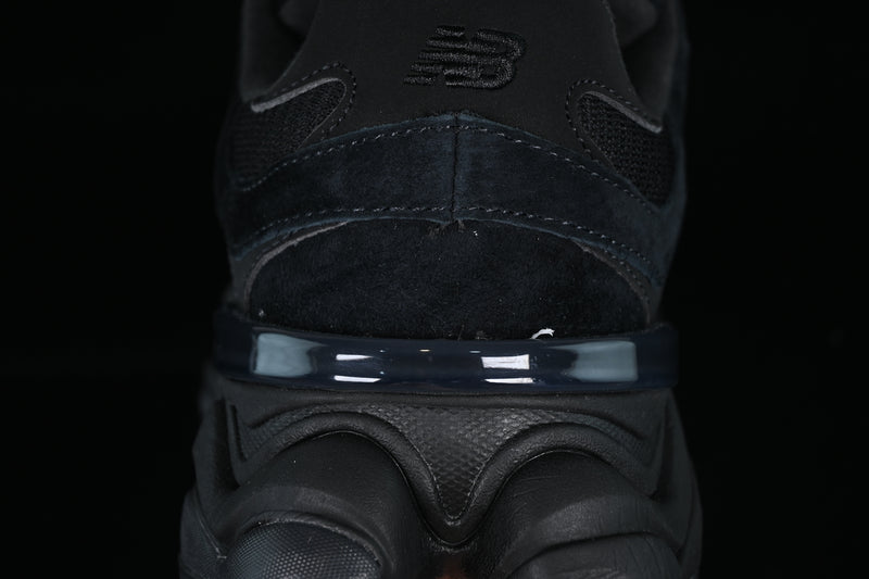 New Balance 9060 "Triple Black"