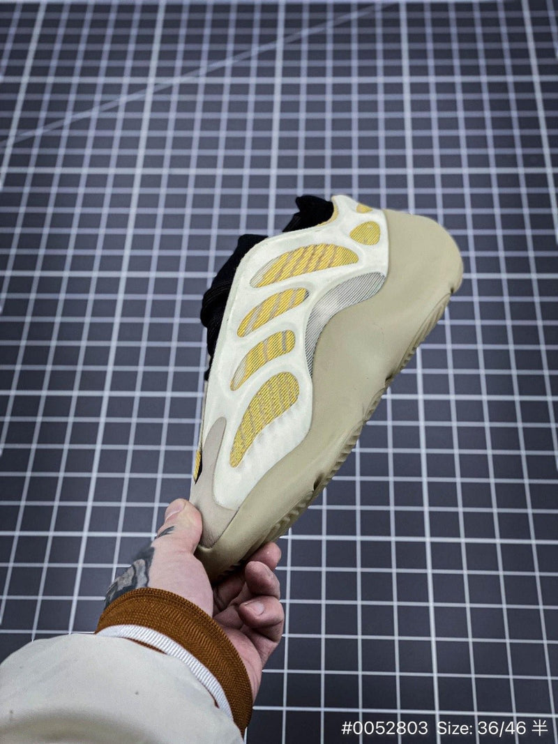 Yeezy Boost 700 V3 "Safflower"