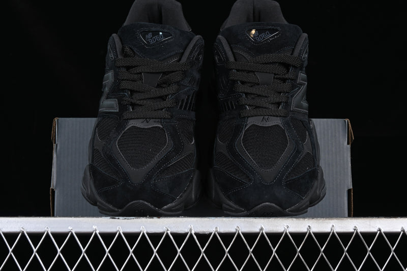 New Balance 9060 "Triple Black"